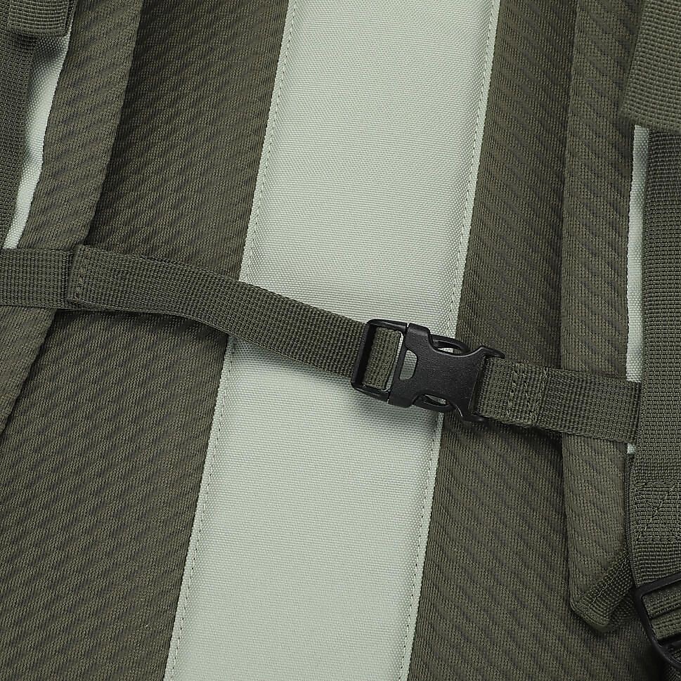 ハイキングバックパック20LGRN