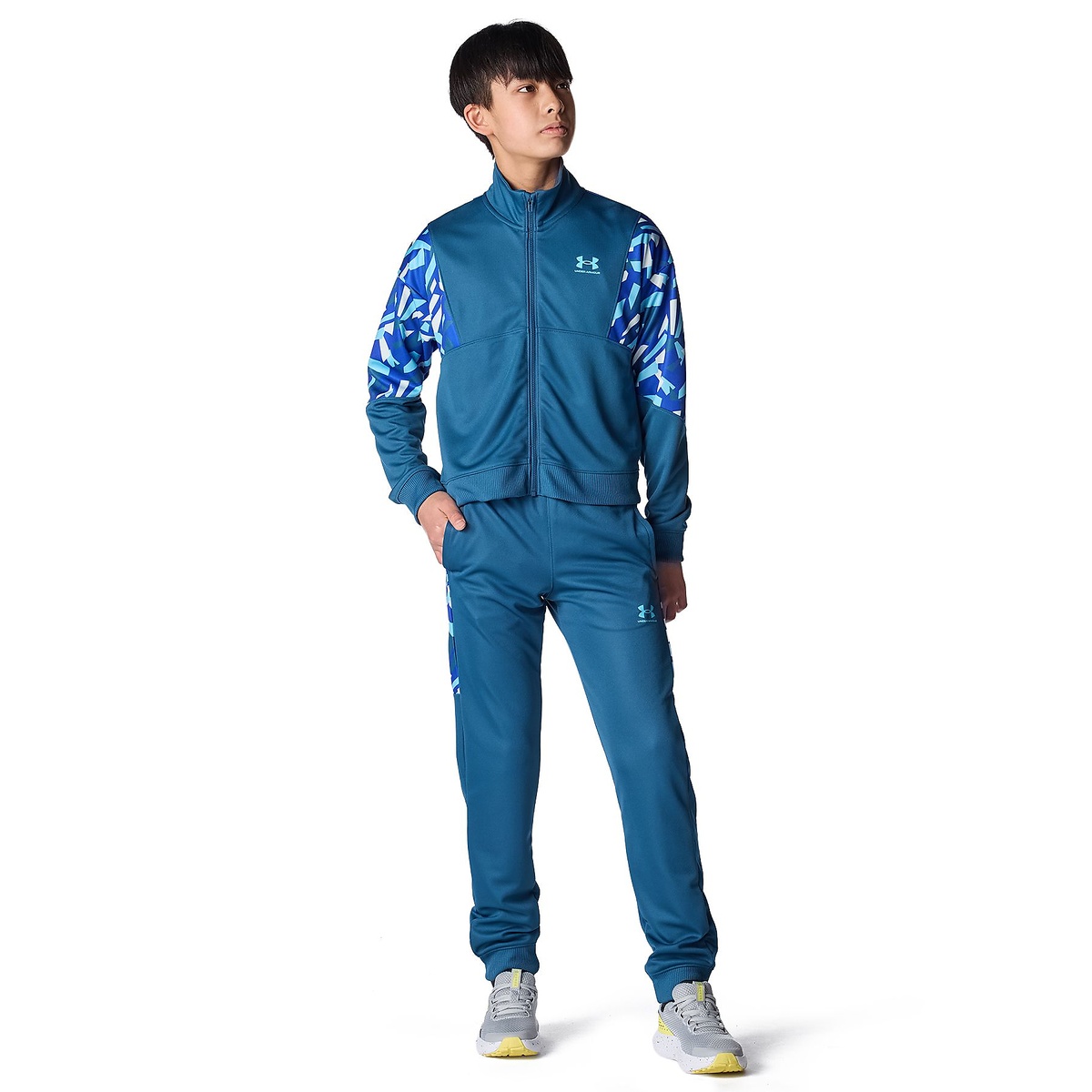 UA PRINT BLOCK TRACK JACKET