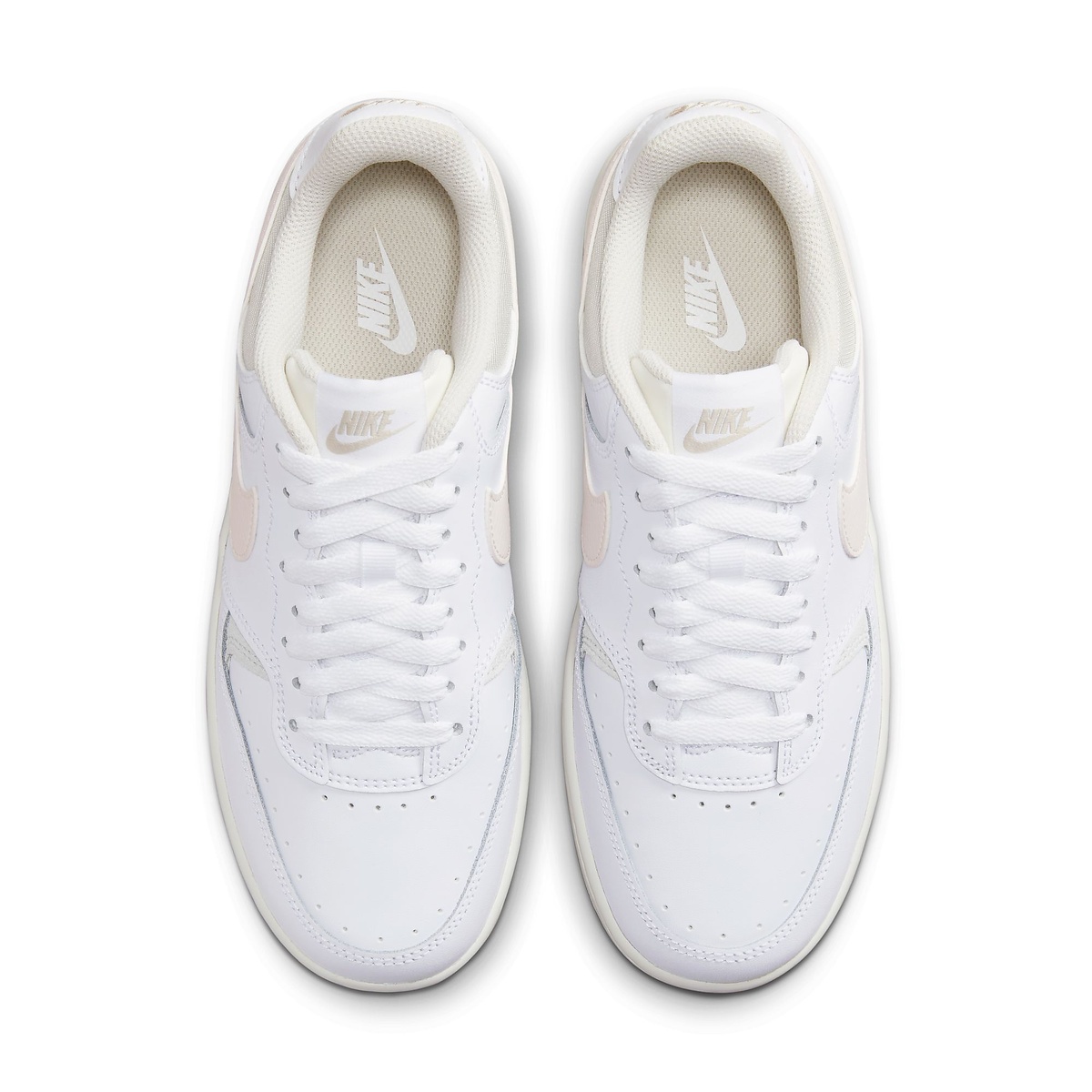 ナイキ ウィメンズ ガンマ フォース