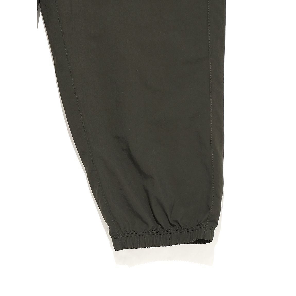 ナイキ クラブ ウーヴン カーゴ パンツ