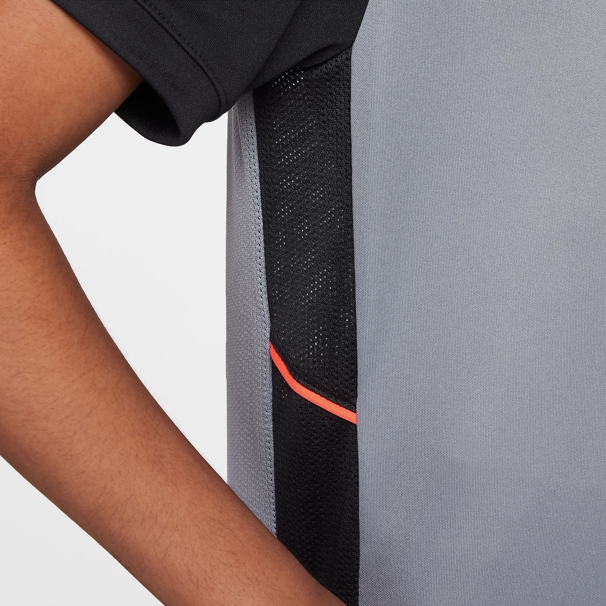 ナイキ YTH DF ACD25 S/S トップ -PD