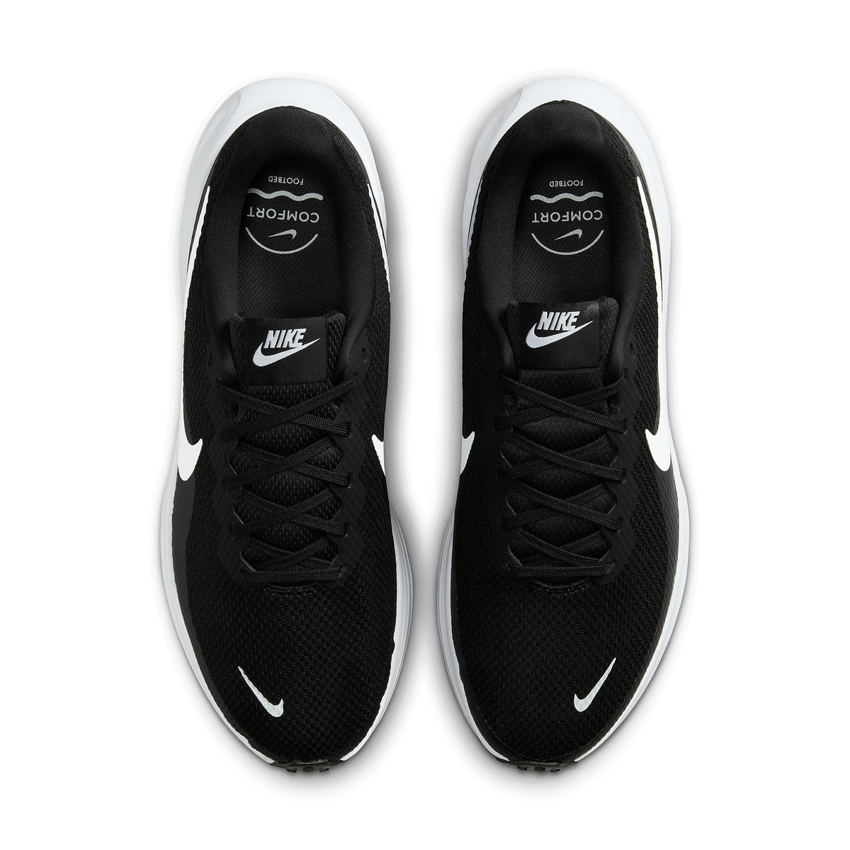 ナイキ レボリューション 8 ワイド