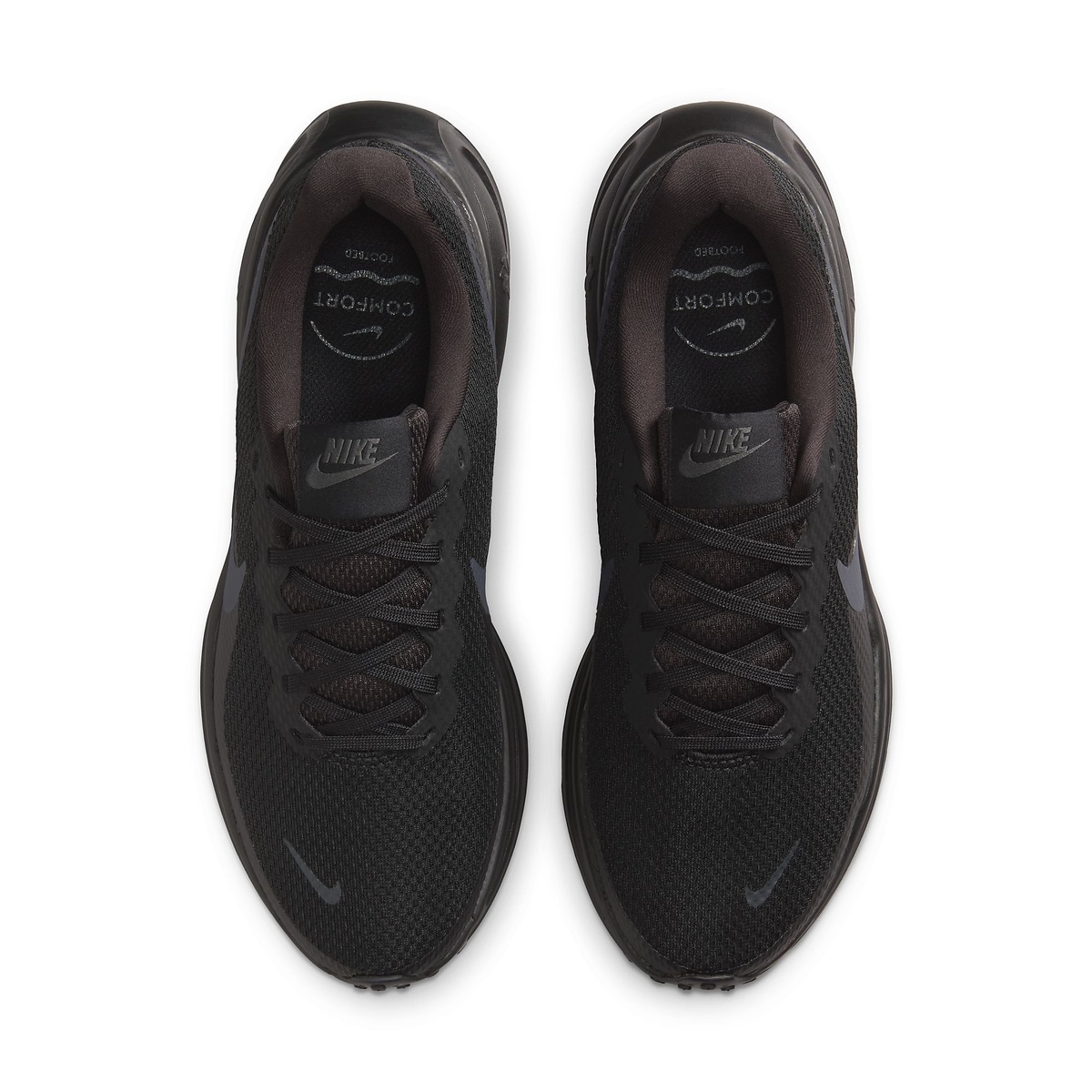 ナイキ ウィメンズ レボリューション 8