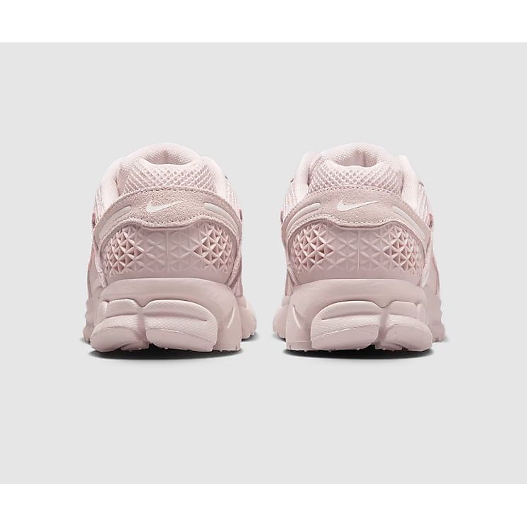 ナイキ ウィメンズ ズーム ボメロ 5 GLD