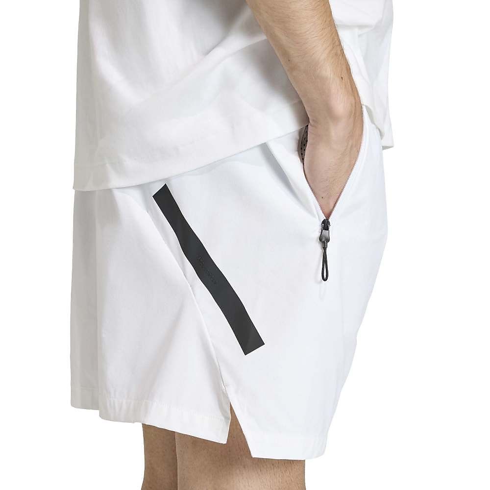 M ZNE ウーブン ショーツ