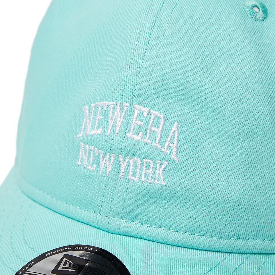 930 COLLEGE LOGO BTNT WHT