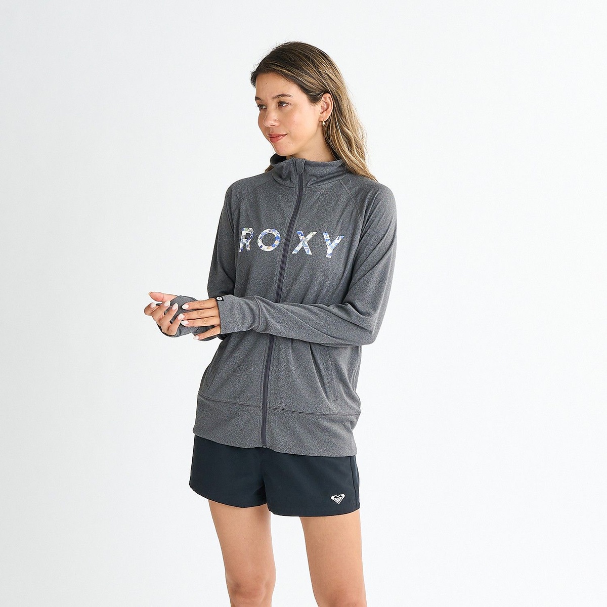 ARTSY FLORAL LOGO STAND