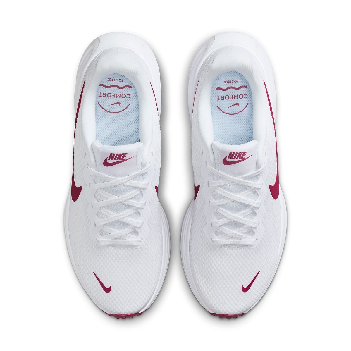 ナイキ ウィメンズ レボリューション 8