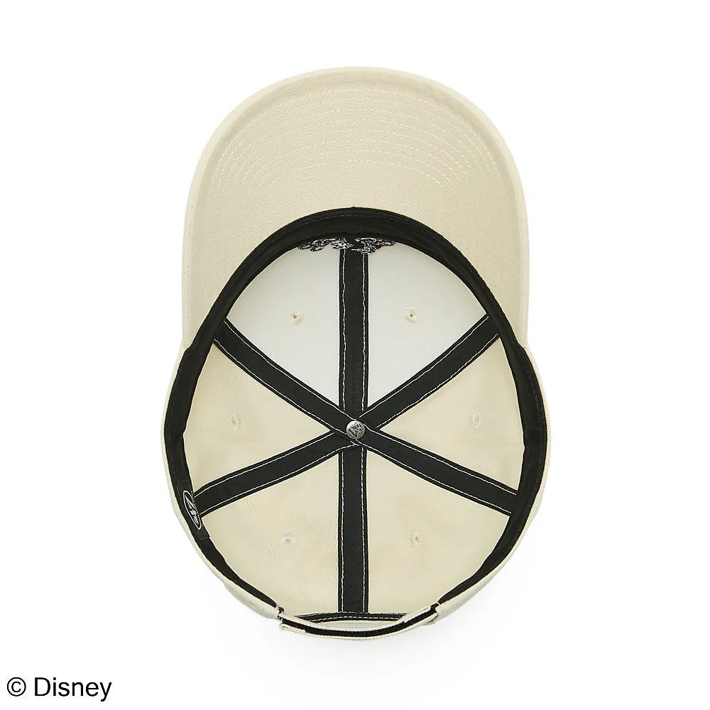 47A MVP-DIS-MANDM-STAND1-WB