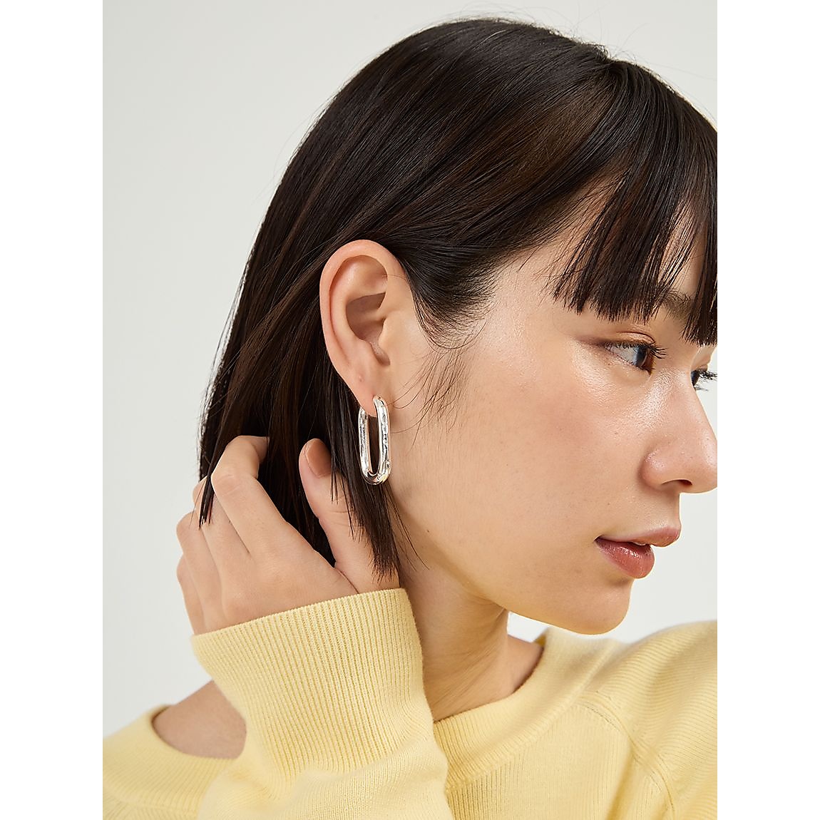 フープワンタッチピアス