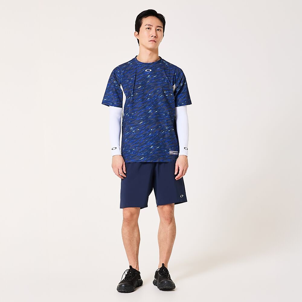 STRIKING AIRY SS GRAPHIC TEE 9.0