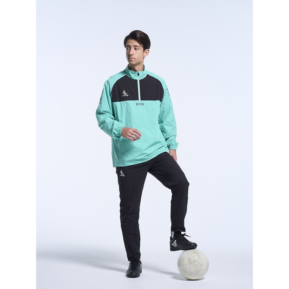 ハーフジップピステトップ