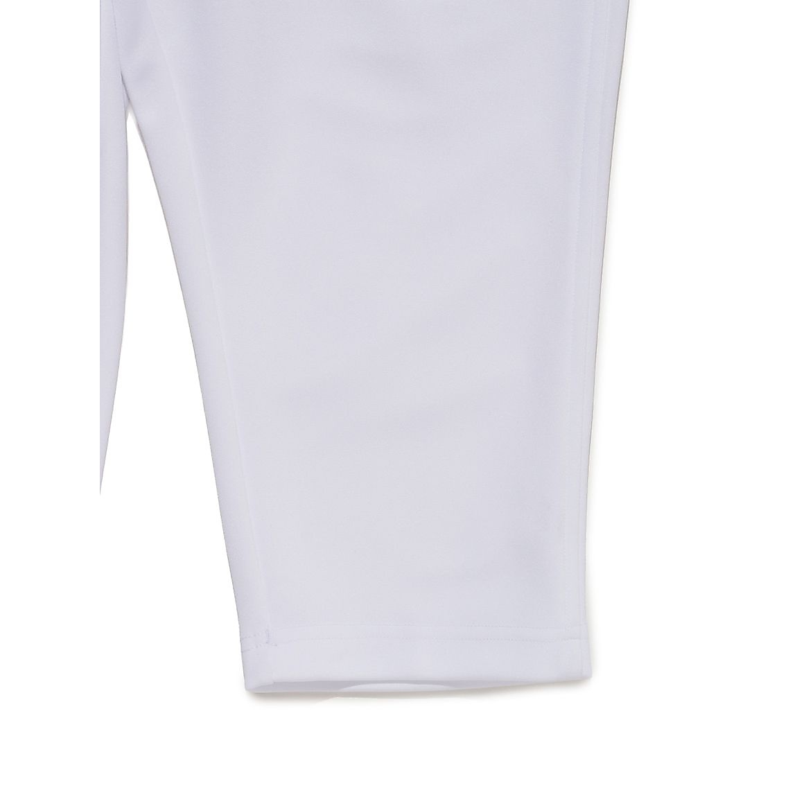 ショートフィットパンツ