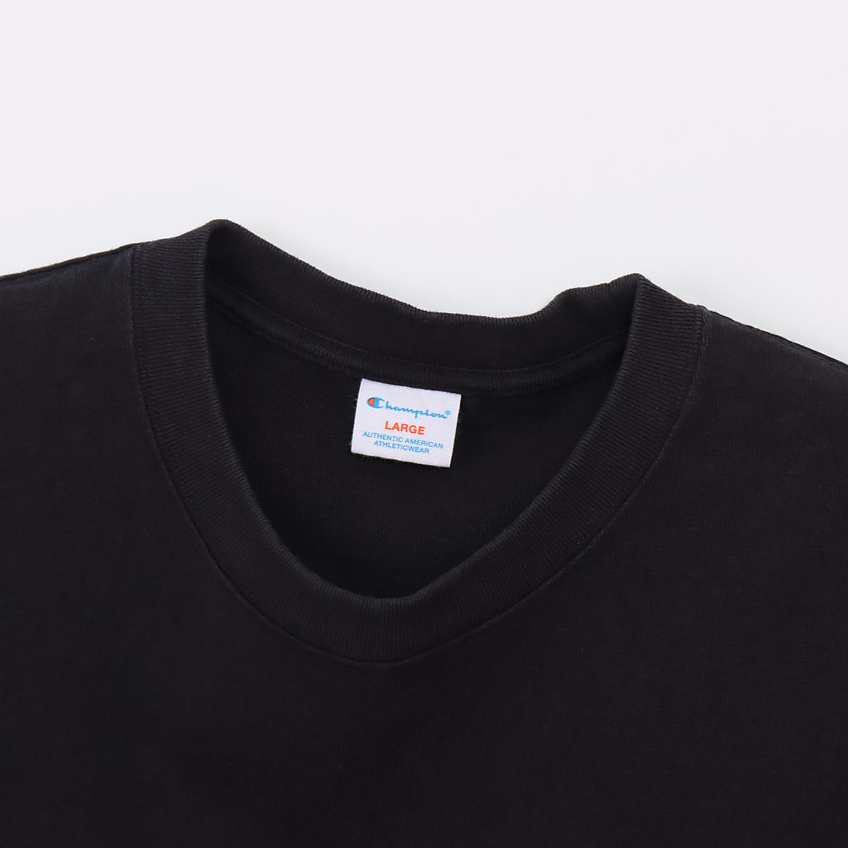 SHORT SLEEVE T-SHIRT