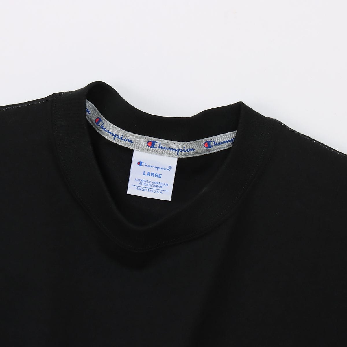 SHORT SLEEVE POCKET T-SHIRT