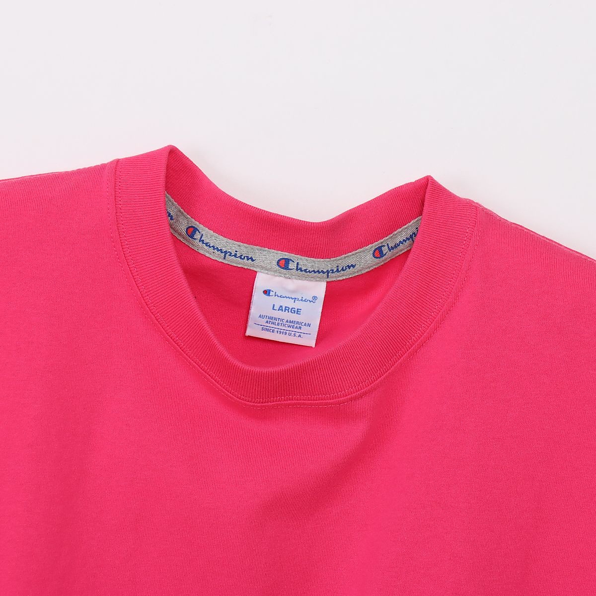 SHORT SLEEVE T-SHIRT