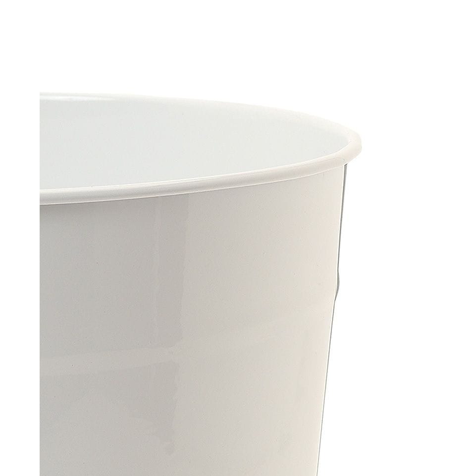 Trash Can