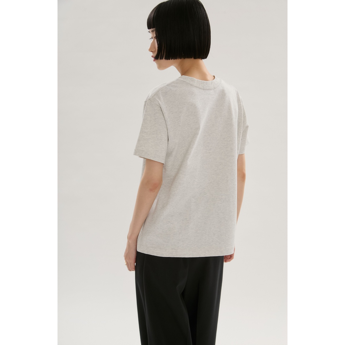 ベーシックemmiロゴTシャツ