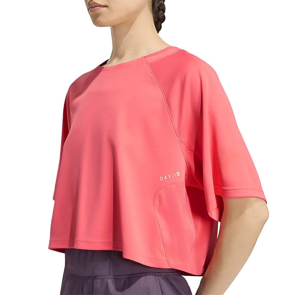 RUN SS TEE W
