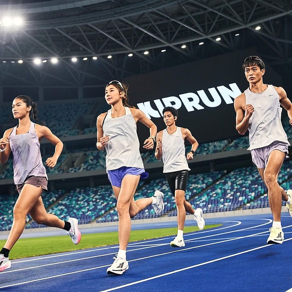 KIPRUNレディースランニングショーツRUN900 LIGHT 速乾 PPL