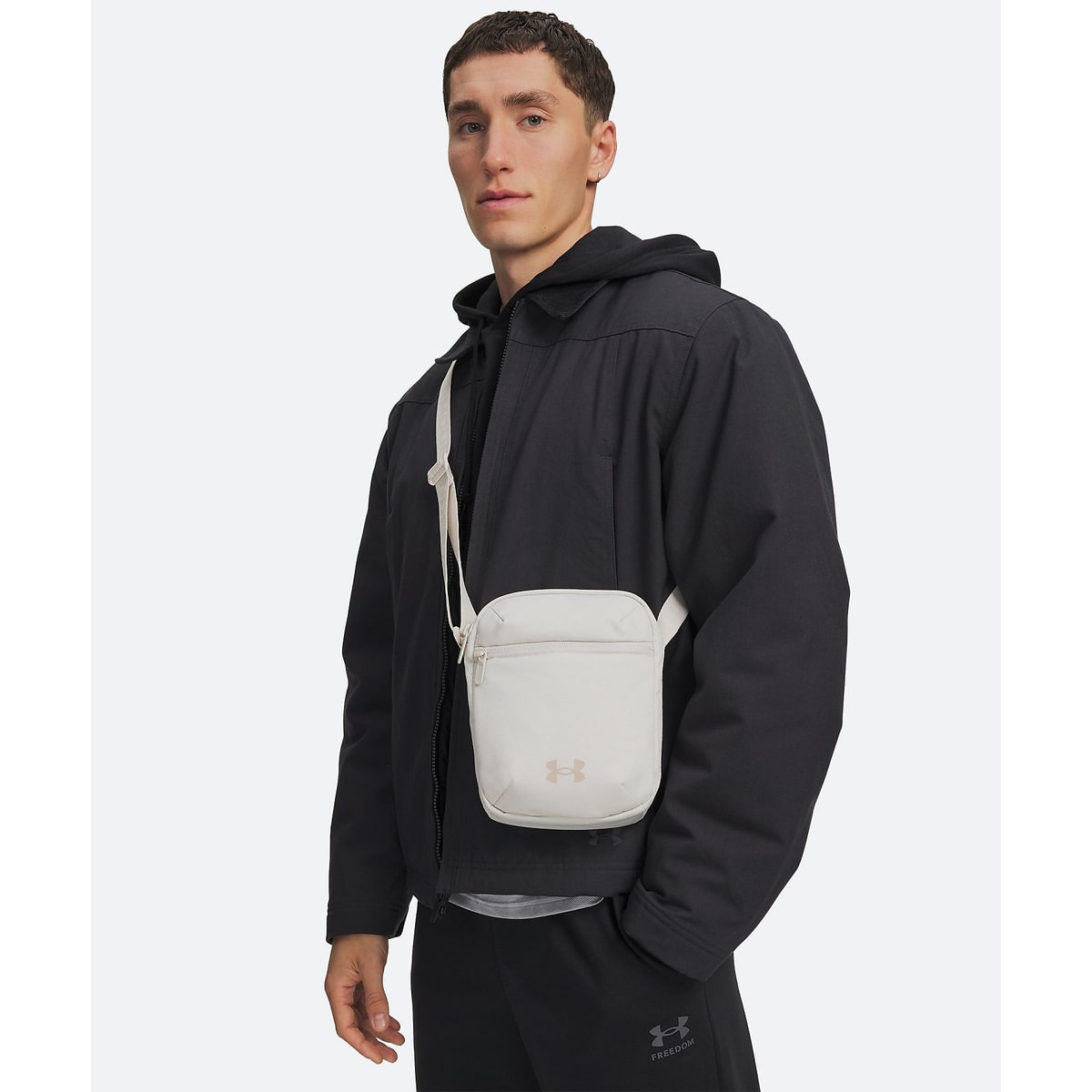 UA ESSENTIAL CROSSBODY