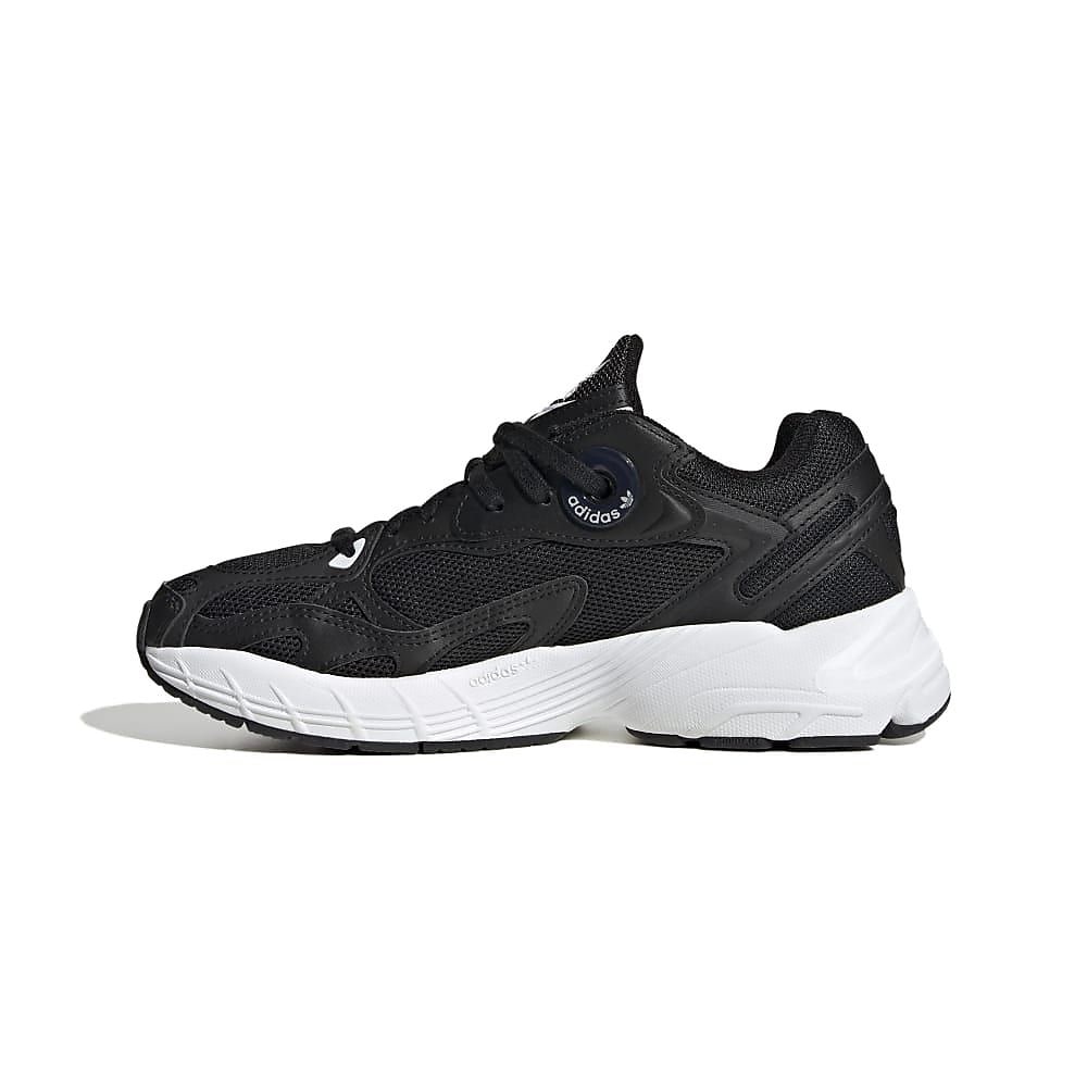 adidas ASTIR W