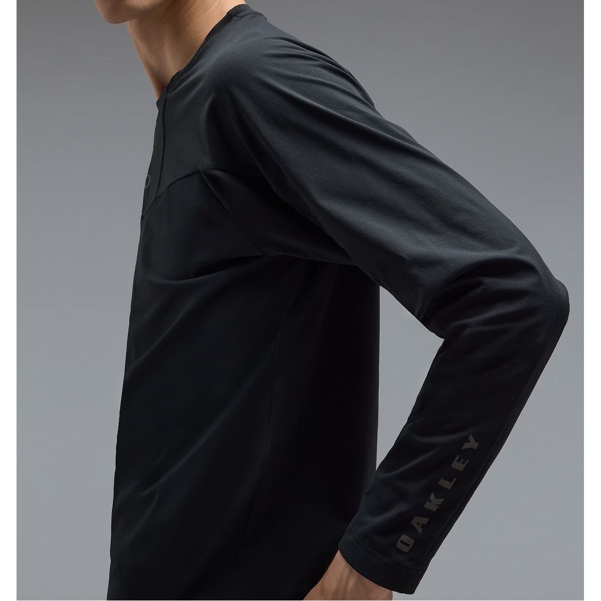O-SYNC PACK KNIT L/S CREW 2.0