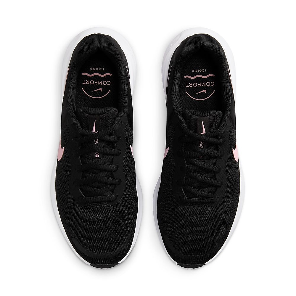 ナイキ ウィメンズ レボリューション 7