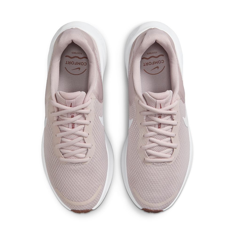 ナイキ ウィメンズ レボリューション 7