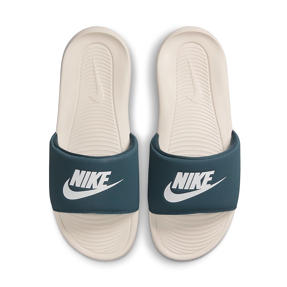 ナイキ ビクトリー ワン スライド