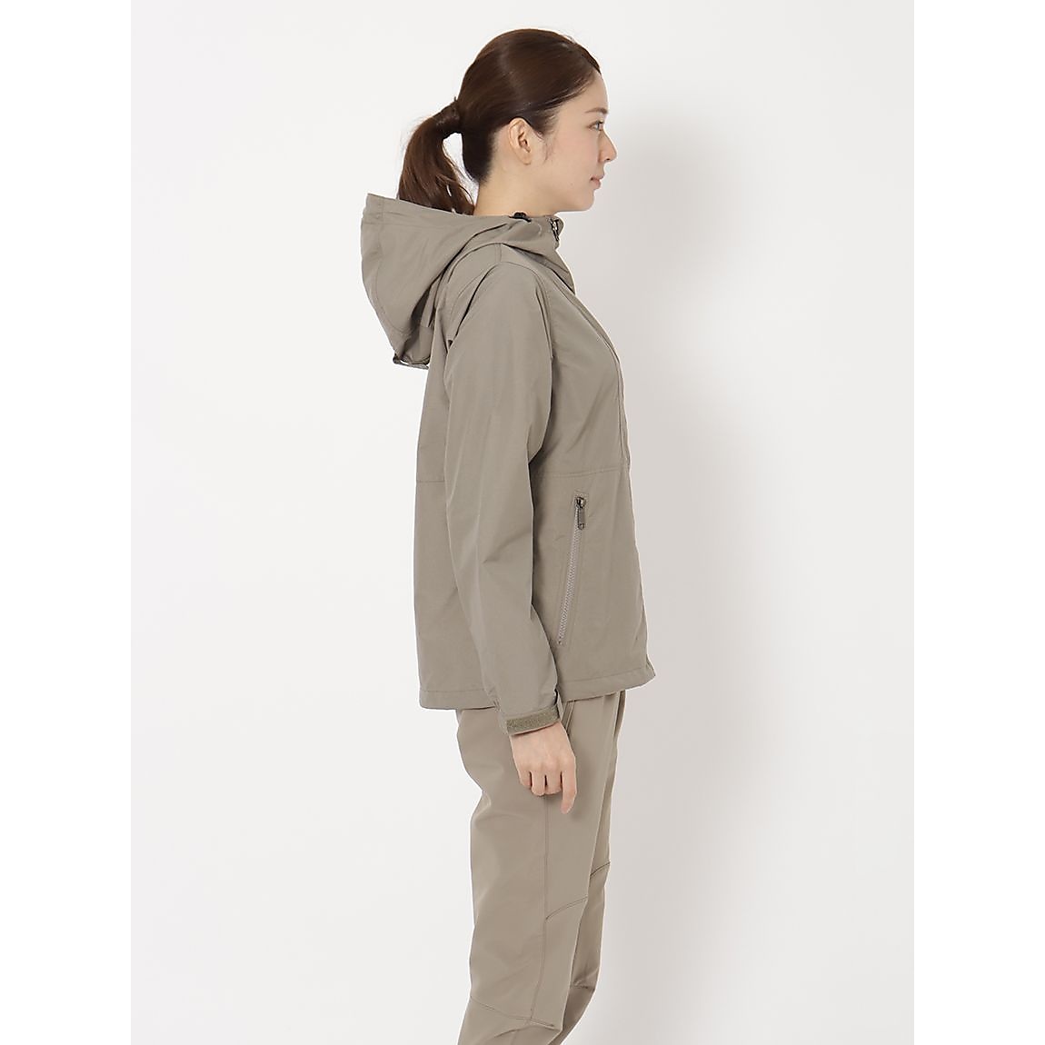 Compact Jacket (コンパクトジャケット)