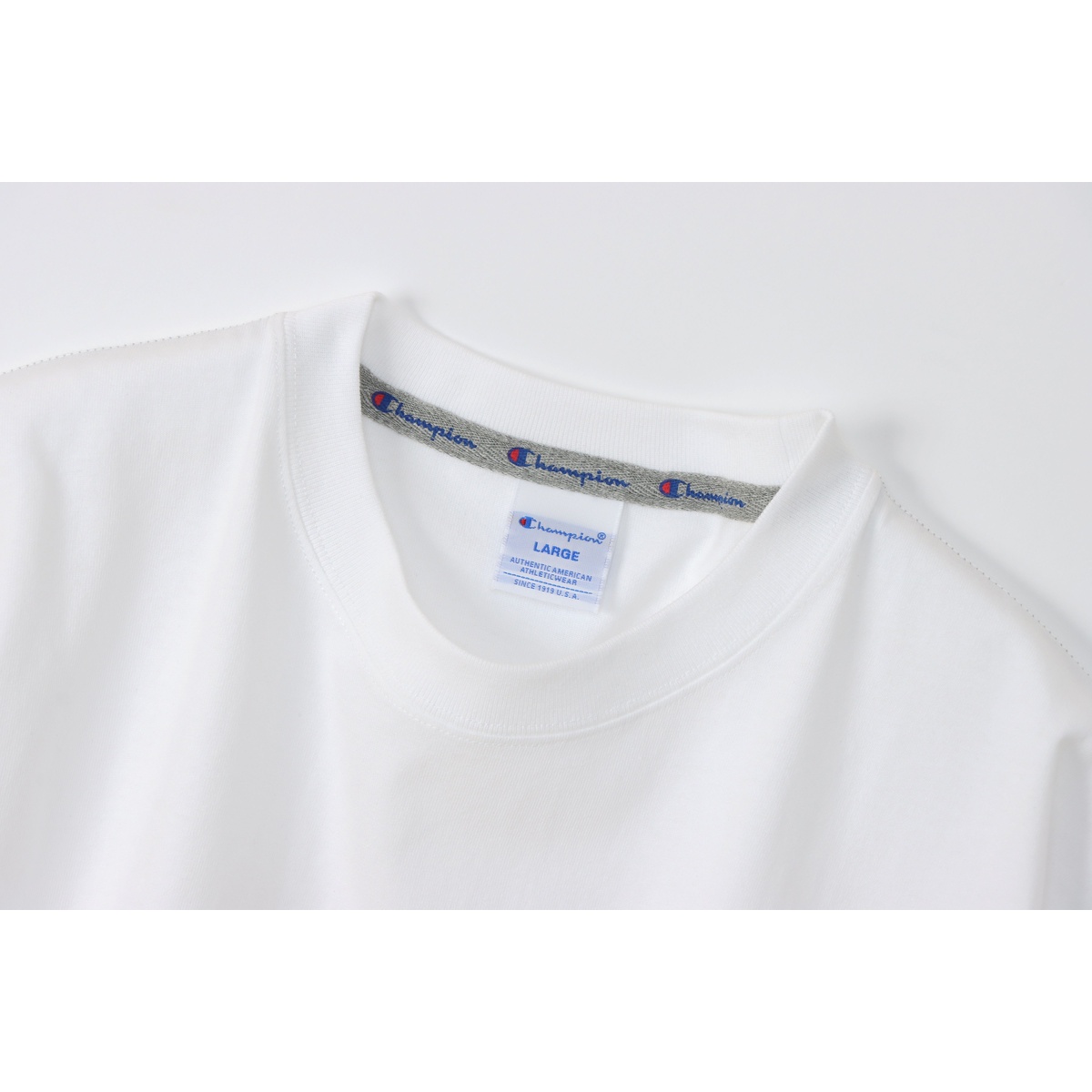SHORT SLEEVE T-SHIRT
