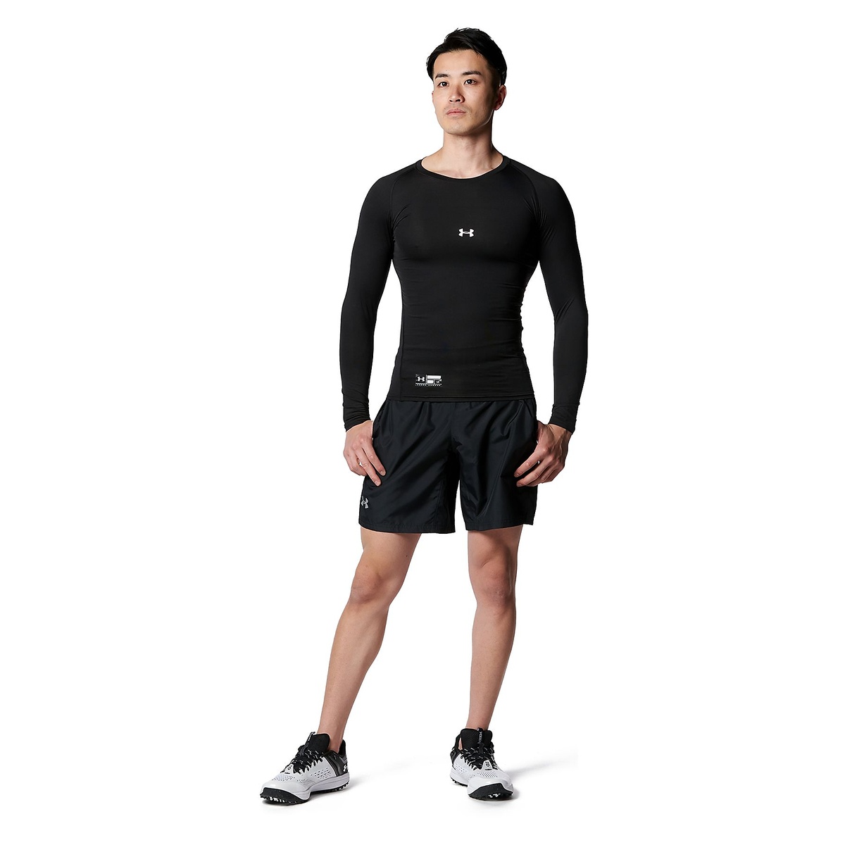 UA HEATGEAR ARMOUR COMPRESSION LONG SLEEVE CREW NECK SHIRT