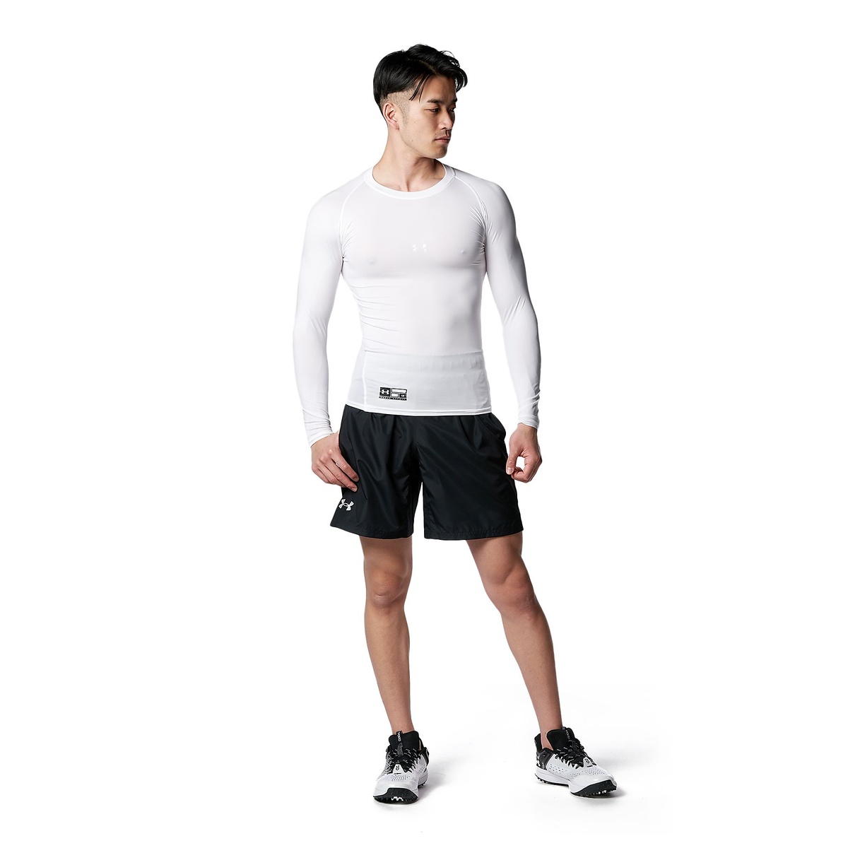 UA HEATGEAR ARMOUR COMPRESSION LONG SLEEVE CREW NECK SHIRT