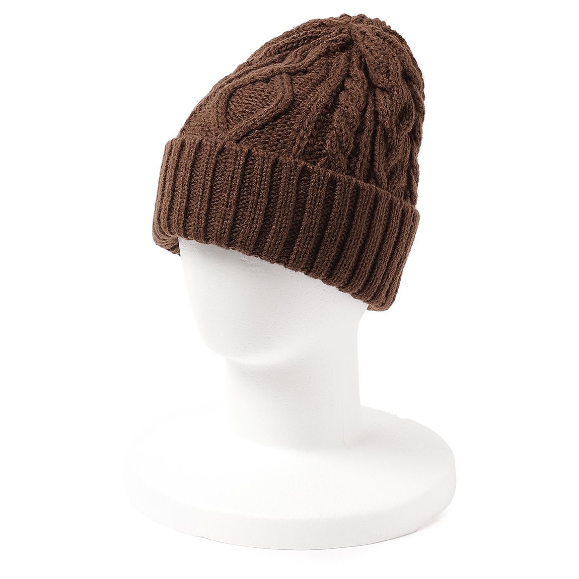 アラン編みニット