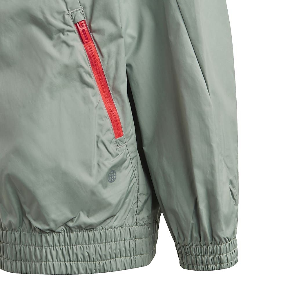 U KIDS CE ウィンドブレーカー