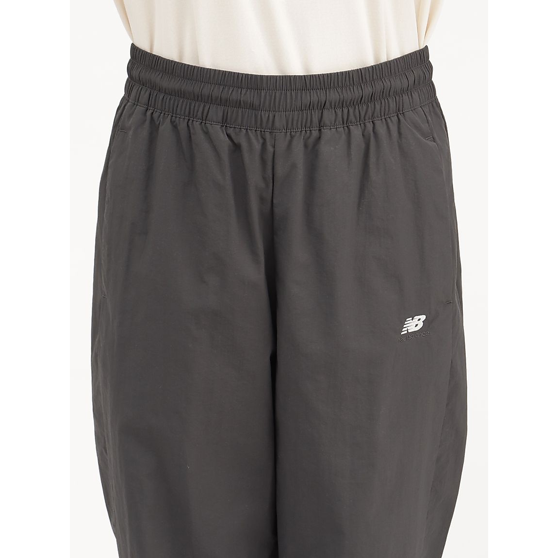 NB ATHLETICS ウーブンパンツ