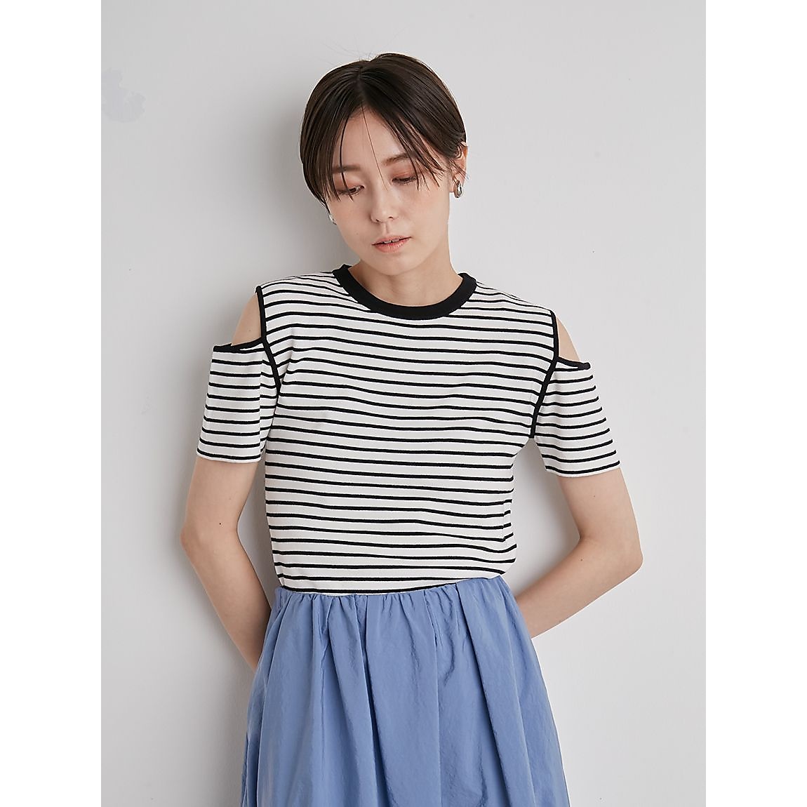 カッティングデザインニットプルオーバー