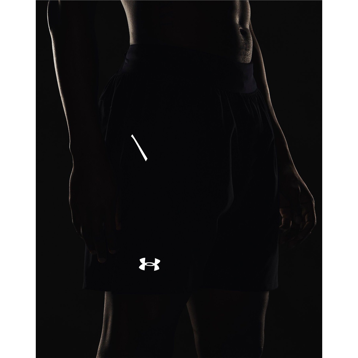 UA LAUNCH PRO 7'' SHORTS