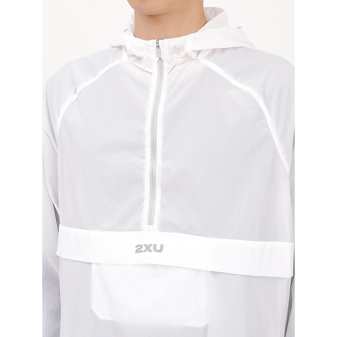 エアロ　アノラック