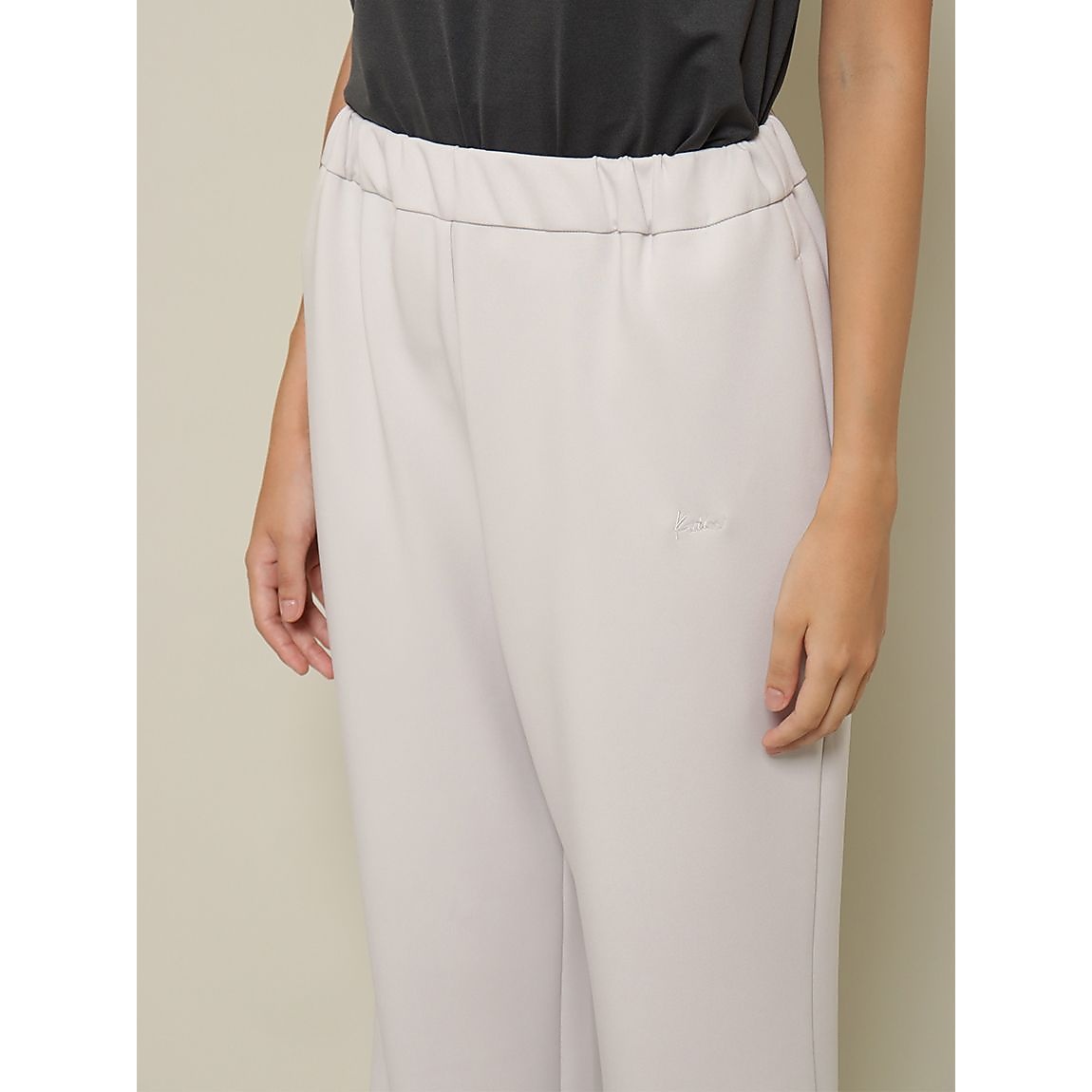 アクアスーティング ワイドフレアパンツ