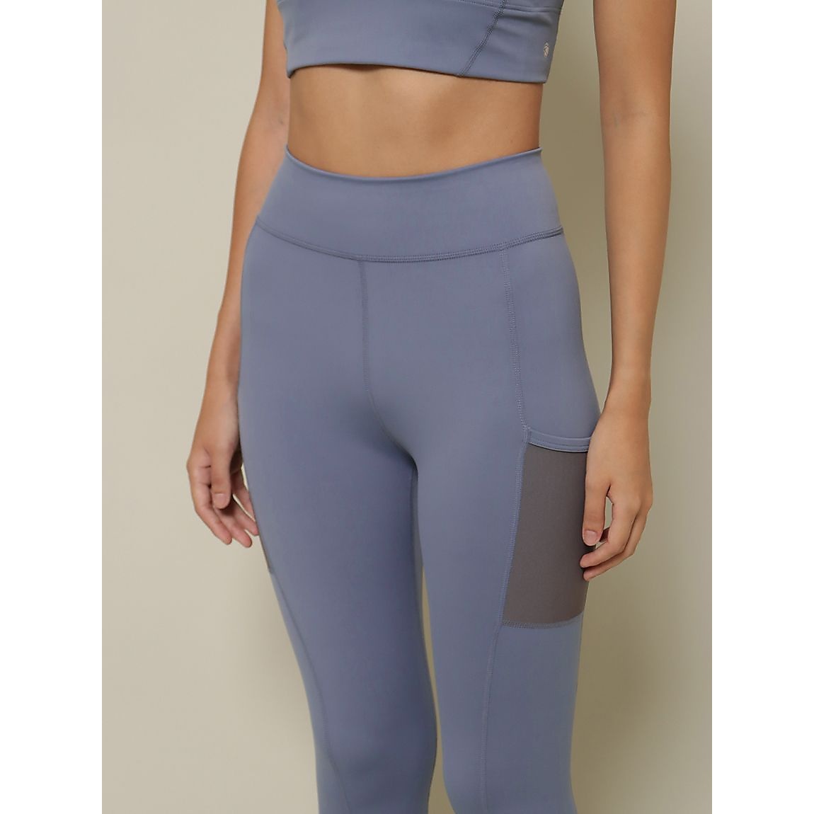 ナイロンスパンライトサポート クロップトタイツ