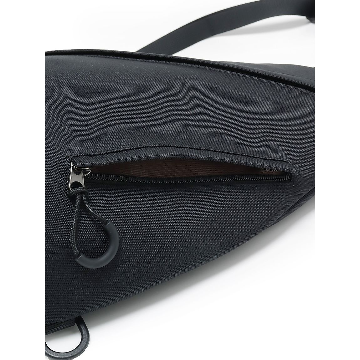 「TO CARRY」FOR DAILY ティアドロップスリングバッグ