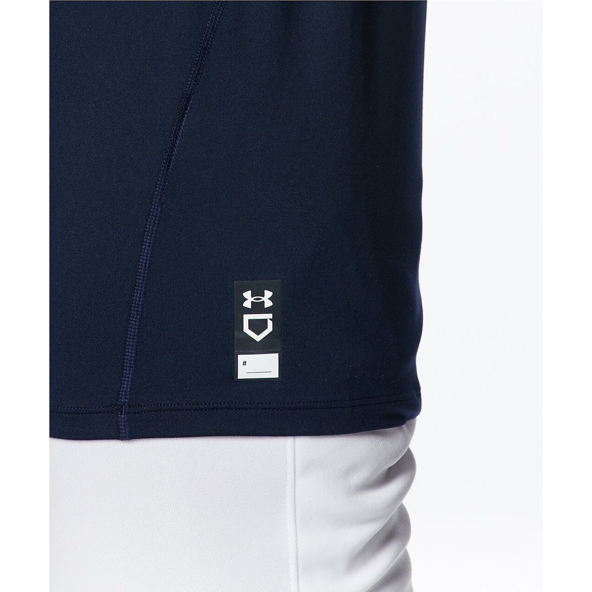 UA HEATGEAR COMFORT FITTED SHORT SLEEVE CREW NECK SHIRT