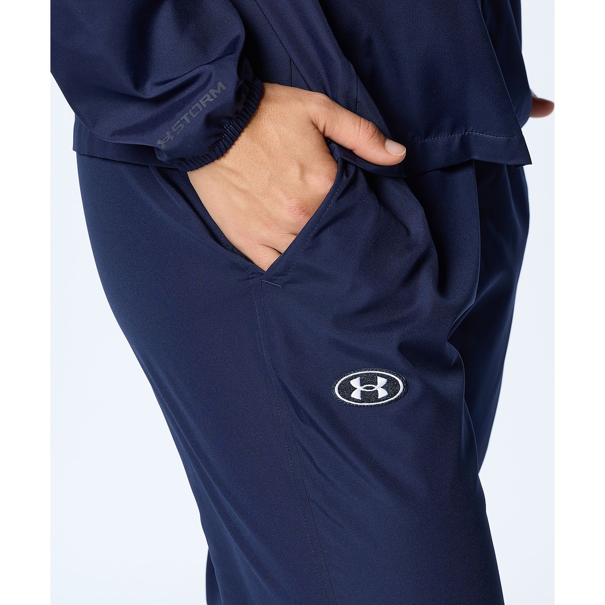 UA WORDMARK WOVEN PANTS