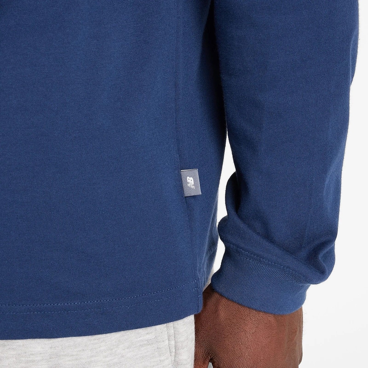 New Balance ロングスリーブTシャツ