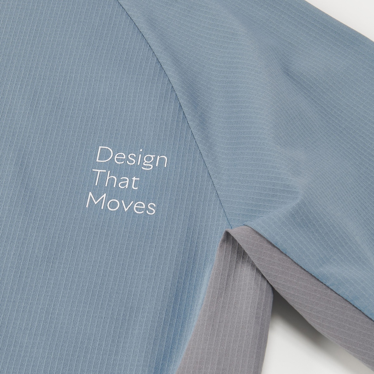 ウォームアップジャケット