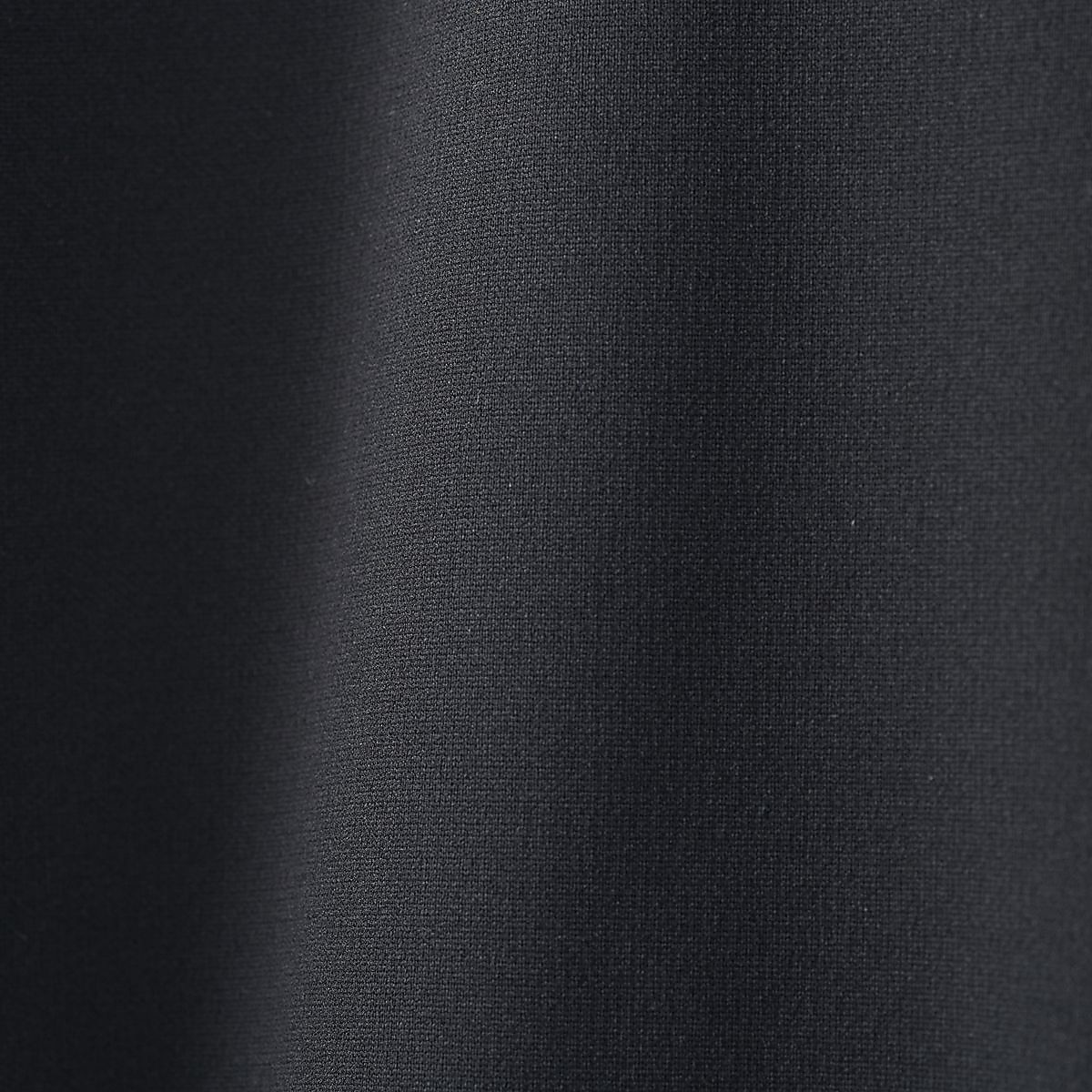 【THE THIRD by UMBRO】ウォームアップハーフジップトップ