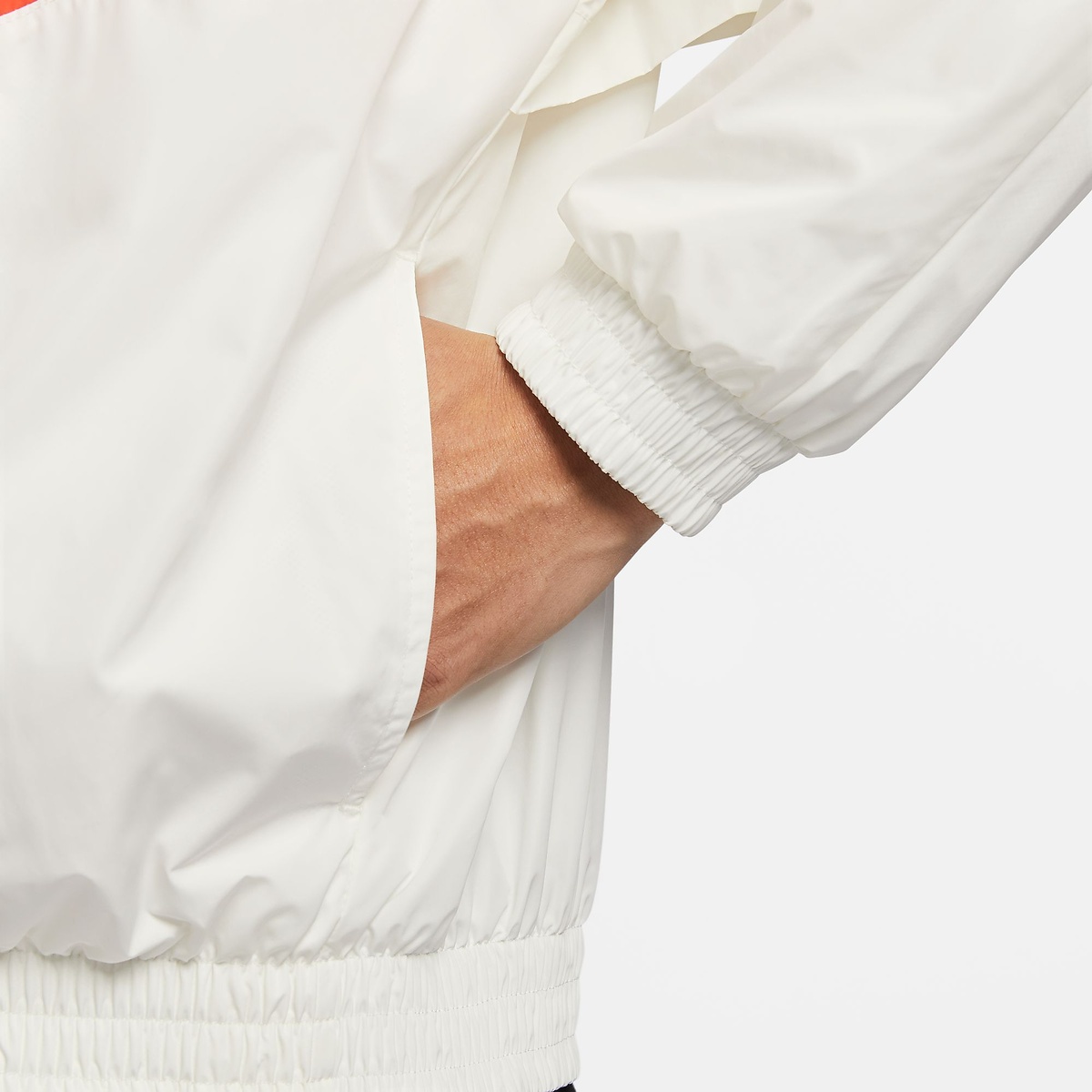 ナイキ スウッシュ ウーブン ジャケット