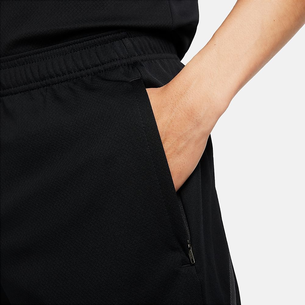 AS M NK DF STRK SHORT KZ